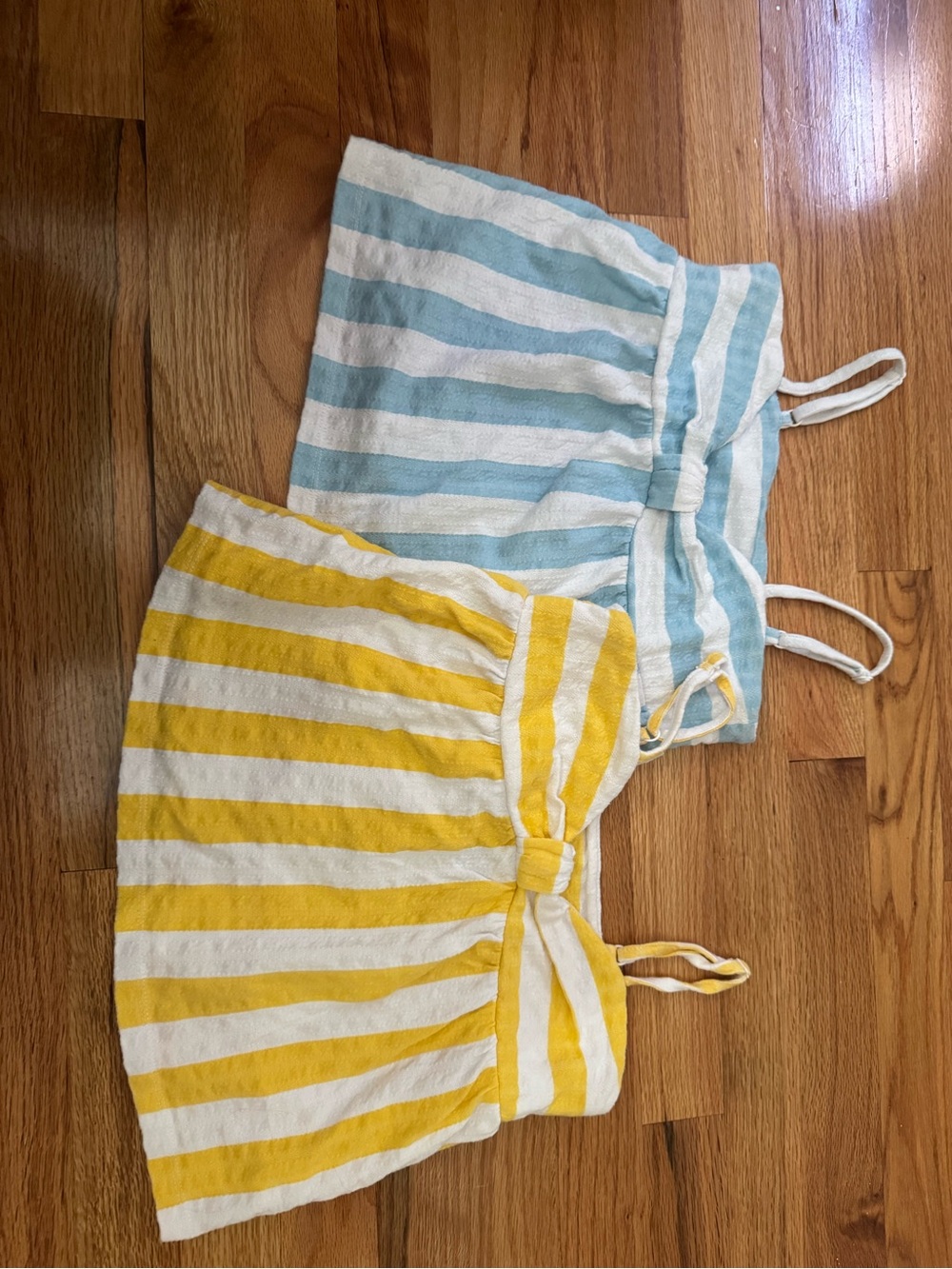 4/$12 Old Navy Yellow & Light Blue Striped Tank Top Set